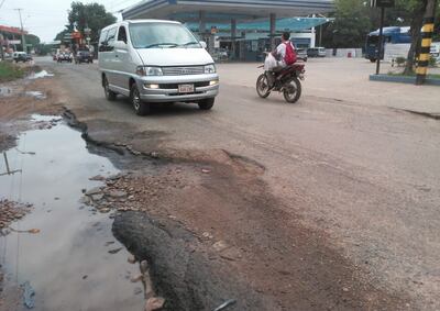 Parte del asfaltado, en inmediaciones a la zona conocida como desvío Salado, ya  desapareció.