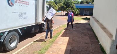 Las vacunas antiCovid fueron entregadas a los responsables de la oficina sanitaria de la región.