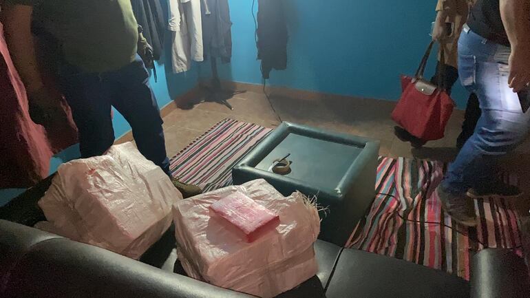 /pf/resources/images/abc-placeholder.png?d=2425