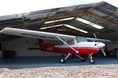 Las autoridades de Venezuela incautaron e inutilizaron, en estados fronterizos con Colombia, dos aeronaves que “intentaron violar el espacio geográfico sin autorización” en las últimas 24 horas, informó este lunes el comandante estratégico operacional de la Fuerza Armada Nacional Bolivariana (FANB), Domingo Hernández Lárez.