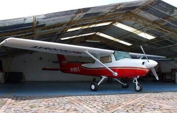 Las autoridades de Venezuela incautaron e inutilizaron, en estados fronterizos con Colombia, dos aeronaves que “intentaron violar el espacio geográfico sin autorización” en las últimas 24 horas, informó este lunes el comandante estratégico operacional de la Fuerza Armada Nacional Bolivariana (FANB), Domingo Hernández Lárez.