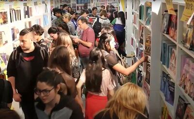 Una vista de la edición del año pasado de la Feria del Libro Chacú - Guaranítica.
