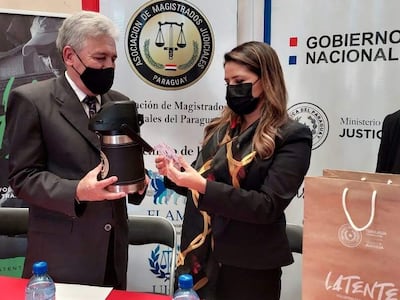 Dr. Angel Cohene y Cecilia Pérez