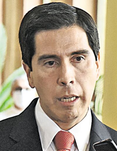 Federico González, ministro de Relaciones Exteriores del Paraguay.  Señala que Argentina no quiere abrir su frontera.