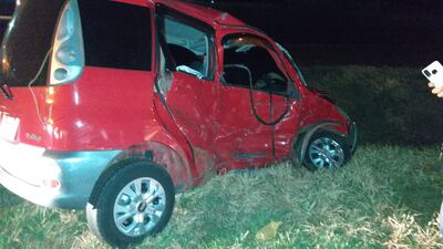 Uno de los vehículos fue embestido en la parte lateral cuando intentaba cruzar la ruta para realizar el retorno.