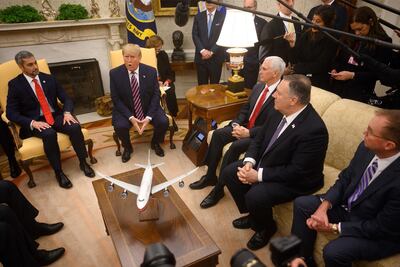 De izq. a der.: Mario Abdo, Donald Trump, el vicepresidente Mike Pence; el  secretario de Estado, Mike Pompeo, y el jefe de Gabinete, Mick Mulvaney. Fue este viernes en la Casa Blanca.