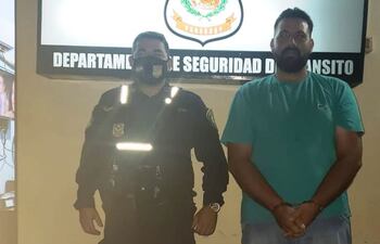 José Emilio Cáceres Ayala cuando fue detenido por la Policía.