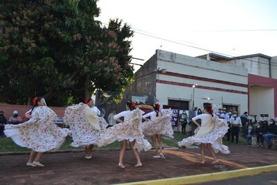 Espacio cultural por el Día de la Amistad ofreció Ha Che Valle.  En la fot el ballet de danza de la Cooperativa San Juan Bautista. Llugar: San Juan Bautista, Misiones, frente al conservatorio Ha Che ValleDe: rmontiel <rmontiel@abc.com.py>Destinatario: interior@abc.com.pyCc: foto@abc.com.pyFecha: 30-07-2021 20:23