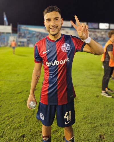 Iván Leguizamón, 20 años, hizo doblete para San Lorenzo.