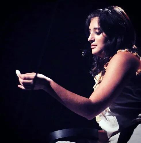 La actriz y directora de teatro Nataly Valenzuela pondrá voz a los textos de Artecona.