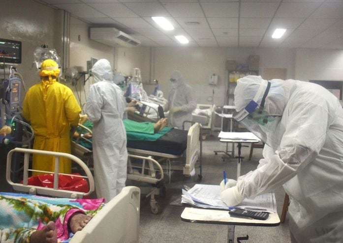 En el Hospital Nacional había ayer 44 pacientes con covid en UTI.