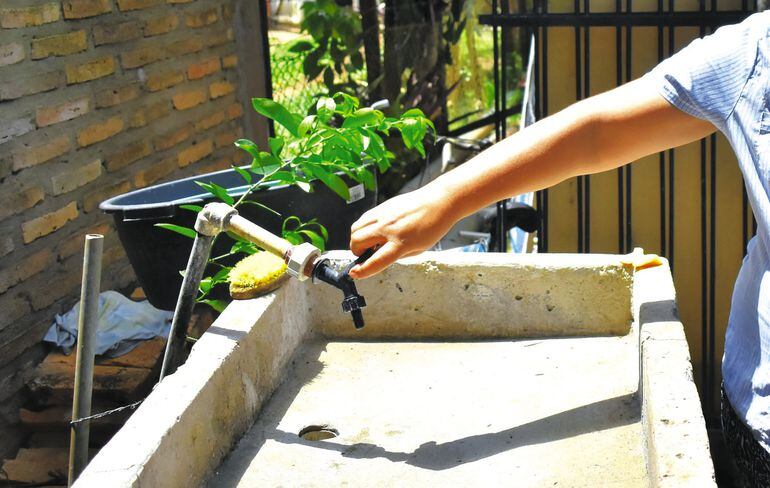 La Essap también alista plantas móviles en varias ciudades para paliar falta de agua en el verano.