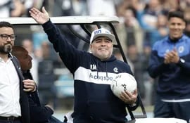 Diego Maradona en su presentación como nuevo DT del club.
