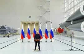 El presidente de Rusia, Vladimir Putin, durante una conferencia, hoy, desde el cosmódromo  de Vostochny 
 (Sputnik/AFP)