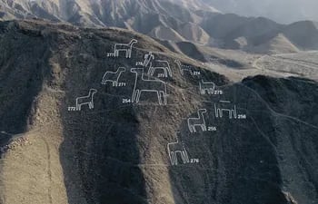 Científicos japoneses descubrieron en la costa sur de Perú 168 nuevos geoglifos cerca de las líneas de Nazca, consideradas desde 1994 por la Unesco Patrimonio Cultural de la Humanidad, según confirmó este viernes a EFE la Universidad de Yamagata (oeste de Japón).
