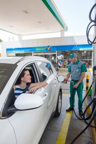 La red de estaciones de servicios de Petrobras está compuesta por más de 200 establecimientos en todo el país.