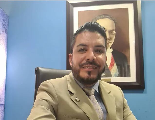 El diputado Carlos Portillo no se resigna a la expulsión de su banca y sigue batallando en la justicia pese a estar procesado por presunto tráfico de influencias.