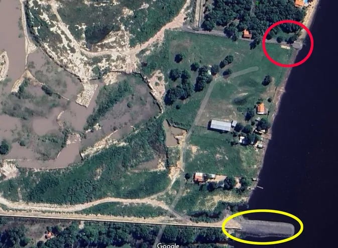 En círculo rojo está el muro en plena construcción, mientras   en amarillo está  el primero.