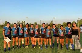 El excelente equipo femenino del Santa Clara Rugby & Hockey Club, flamante campeón del torneo de rugby seven que fue organizado por el San José Rugby Club.