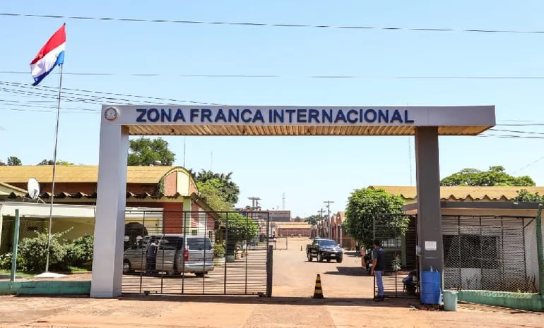 El accidente laboral ocurrió en uno de los depósitos de la Zona Franca Internacional.
