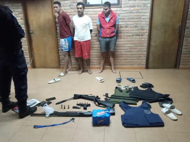 Tres hombres fueron detenidos tras una persecución en San Pedro del Paraná.