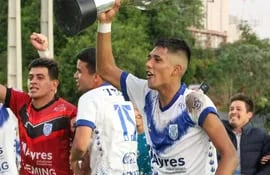 Fredy Agustín Vera Fernández (24 años), tiene acordada su continuidad en filas del Sportivo Ameliano.
