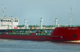 el-buque-tanque-de-bandera-paraguaya-dona-annette-matricula-3671bt-de-compania-maritima-paraguaya--211603000000-1779642.jpg