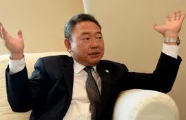 el-embajador-taiwanes-alexander-tah-ray-yui-deja-el-paraguay-por-termino-de-mision-en-su-pais-en-la-cancilleria-se-ocupara-de-las-relaciones-con-lo-211940000000-1700708.jpg