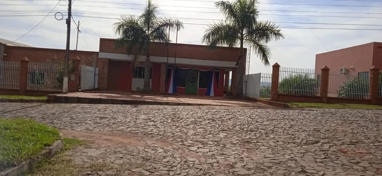 Sede de la Municipalidad de Ybyrarobaná, Canindeyú, donde la Junta Municipal rechazó la rendición de cuentas del ejecutivo por falta de documentos respaldatorios.