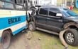 El accidente fue a causa de que un minibús perdió el control.