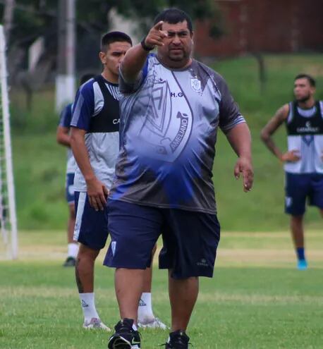 Humberto Antonio García Ramírez (49 años), entrenador del Sportivo Ameliano.