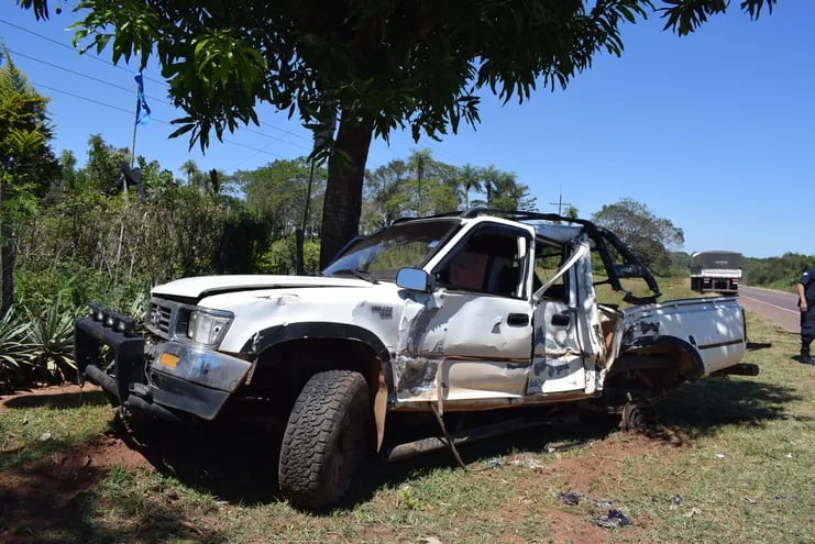 Los ocupantes de la camioneta Toyota resultaron heridos