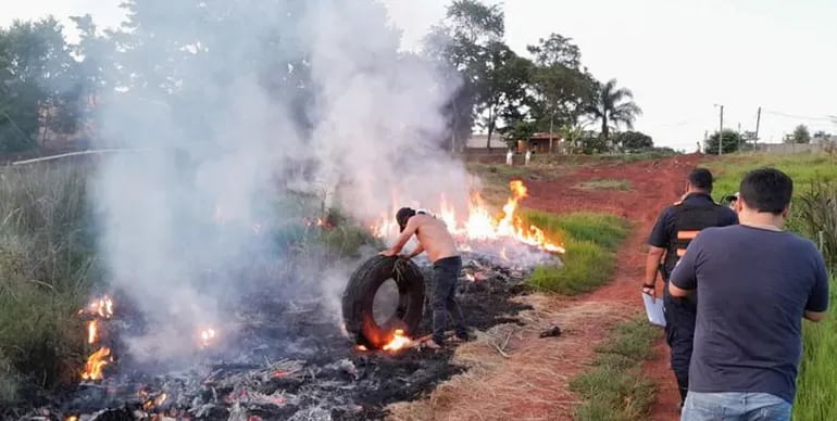 La quema de basura está sancionada con más de cinco millones de guaraníes en Ciudad del Este.