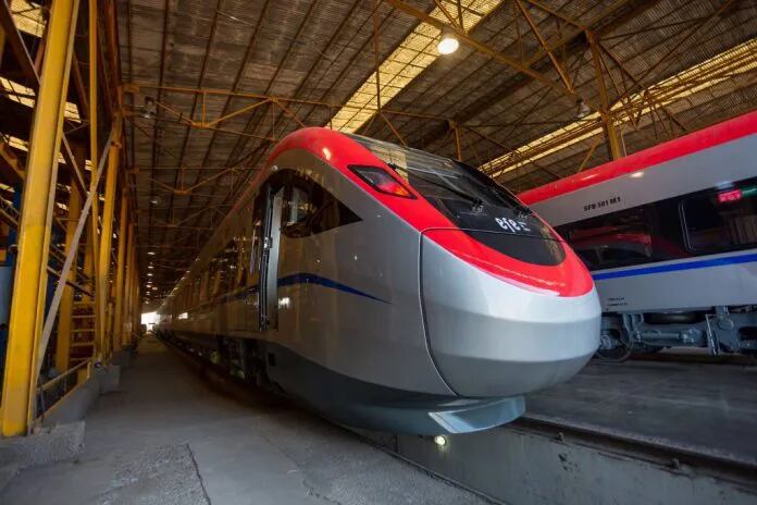 La modernización del trayecto ferroviario Santiago-Chillán se enmarca en el proyecto Trenes para Chile.