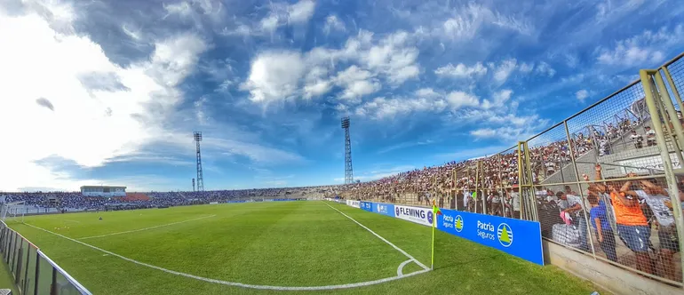 Estadio Villa Alegre de Encarnación.