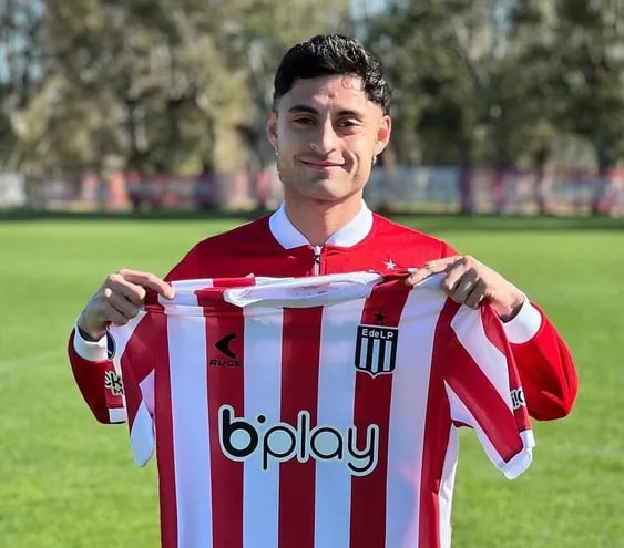 Javier Altamirano, 24 años, futbolista chileno de Estudiantes de La Plata.