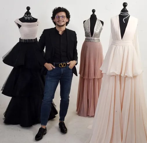 Las prendas del diseñador paraguayo Fernando Bernardou realzan la elegancia femenina.