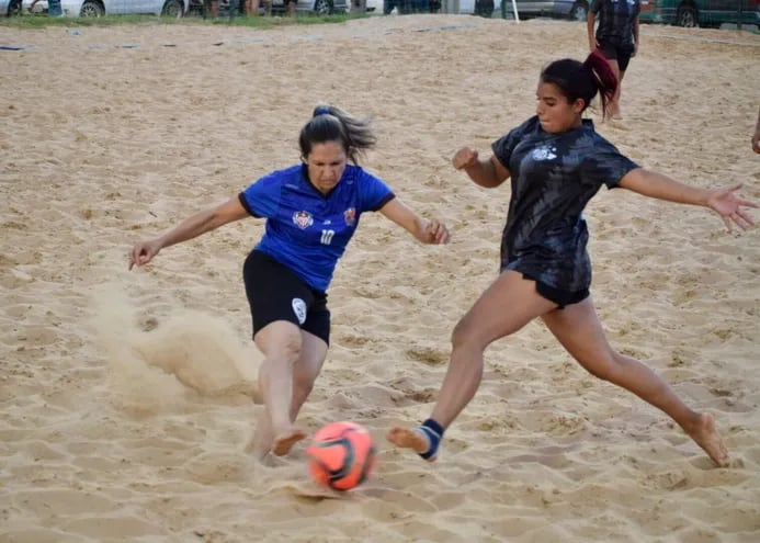 Hoy se disputará la final por la Etapa 3 de la Superliga Femenina 2023 de fútbol playa.