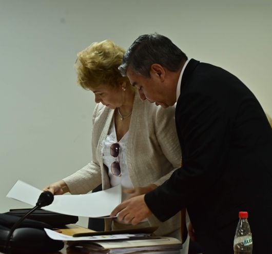 Marta González, la cuestionada exviceministra de Tributación, y su esposo, Jacinto Santa María.
