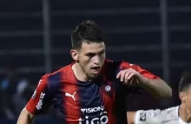 El mediapunta Fernando Ovelar (18 años) no renovará su contrato con Cerro Porteño.