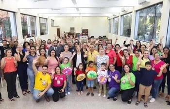 Docentes de Paraguarí, unen sus esfuerzos para desarrollar el proyecto educativo "Infancia feliz".