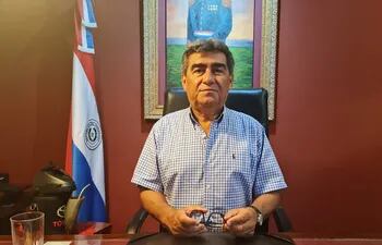 El diputado Roberto González (ANR, Fuerza Republicana) instó al cartismo a honrar la palabra de Santi Peña.