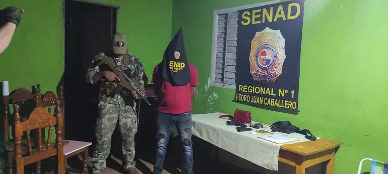 Detención de microtraficantes brasileños en Pedro Juan Caballero.