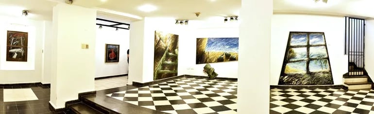 En el Espacio Miguel Acevedo del Centro Cultural de la Ciudad Carlos Colombino/Manzana de la Rivera fue habilitada la muestra sobre las obras de Pedro Agüero (1958 - 1993), titulada "Un paseo por París".
