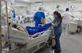 Imagen referencial de persona hospitalizada en un centro asistencial.