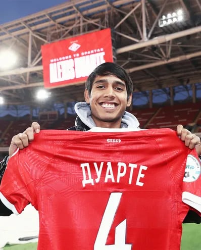 Andrés "Pulpito" Duarte, con la casaca número 4 del Spartak Moscú.