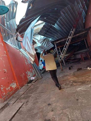 Destrozos en el mercado municipal de Paraguarí