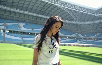 Lili Cantero en el Al Janoub Stadium. Ahora, llevará su arte a ese escenario en el marco del Mundial Qatar 2022.