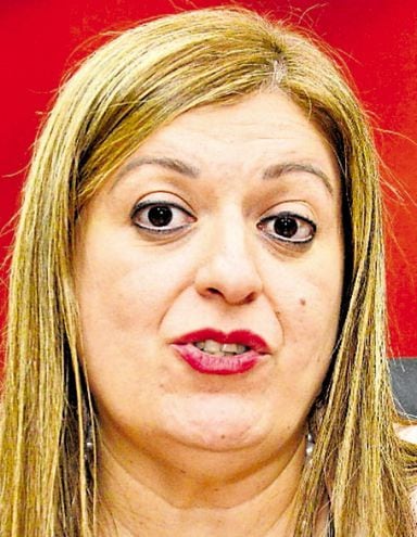 La fiscala general del Estado, Sandra Quiñónez, fue criticada por el FG por no informar sobre la  investigación del acta.