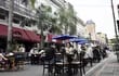 El cierre de calles para la ubicación de mesas y sillas de restaurantes y bares sigue siendo un éxito en Asunción.